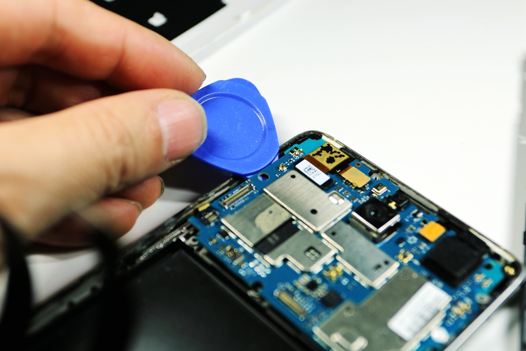 小米手机反复重启更新系统就好了,小米手机一直重启要花多少钱修