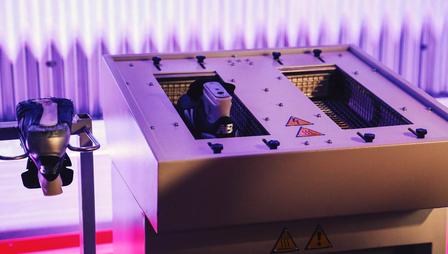 一双球鞋制作全过程,定制球鞋生产全过程