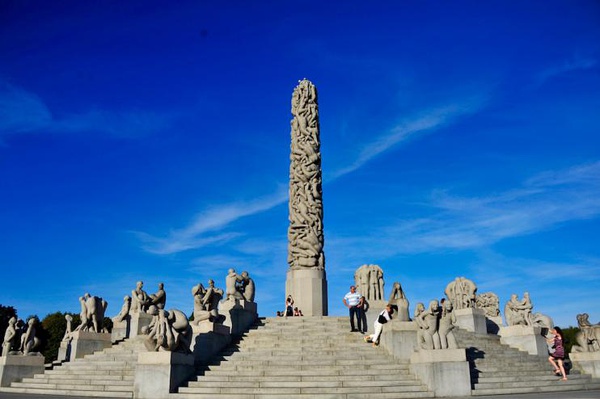 一个女人自驾游真实感受,一个女生突然开始疯狂旅游