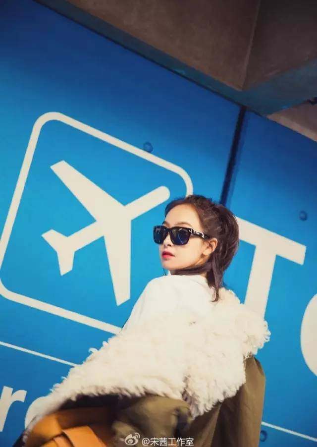 江疏影和戚薇的穿衣搭配,江疏影戚薇同款