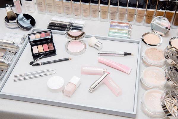 2017春季上新，YSL、纪梵希、迪奥、香奈儿又有哪些断货王