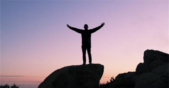 女总裁被坏人绑架了却没人救,哑巴女被绑架总裁去救