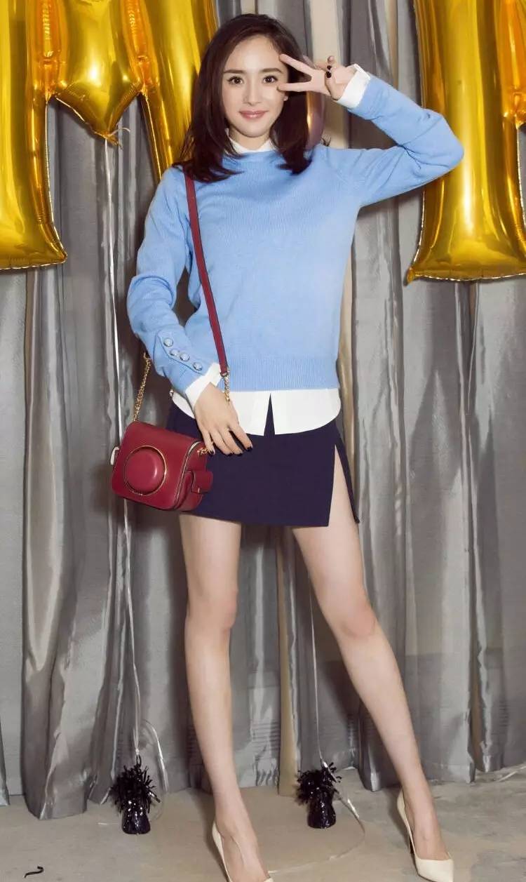 杨幂刘雯等人纷纷终止合作,杨幂刘雯新款包