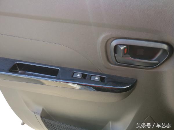 五菱之光v后驱,五菱之光v的优缺点