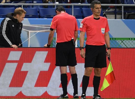 足球比赛办法,足球比赛怎么区别上下半场