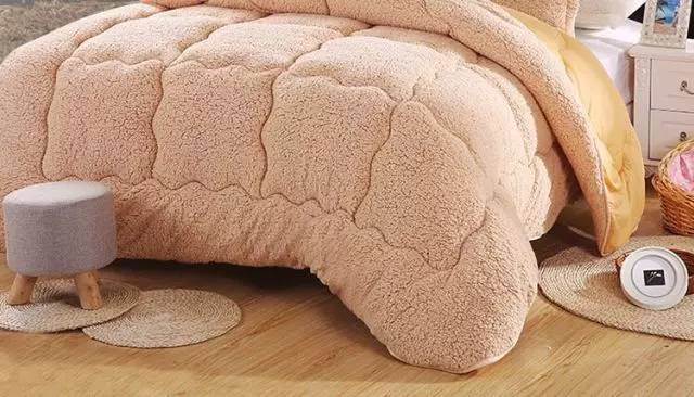 推荐几款又暖又轻的被子,推荐什么被子最暖和又舒服