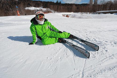来弓长岭滑雪,菜鸟也会变成老司机!