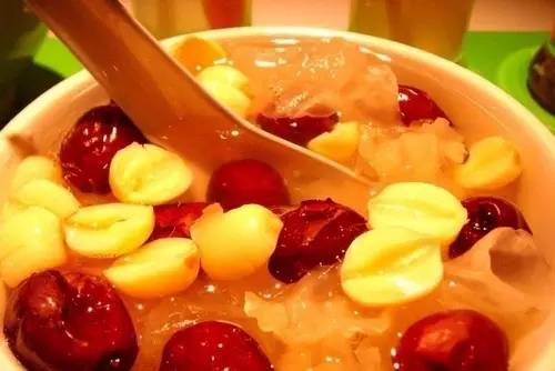 安神助眠汤花样做法 (失眠多梦喝三味安神汤有效吗)