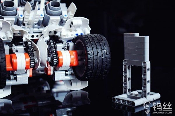 儿童大颗粒积木百变汽车机器人,米兔积木机器人履带机甲编程