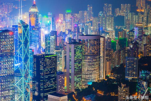 平安夜怎么约会才浪漫,香港圣诞节平安夜兰桂坊