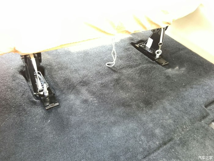 北汽威旺m30内部空间,威旺m30空间