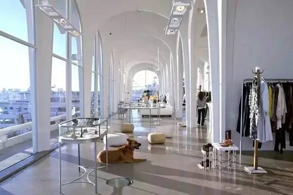 去韩国买衣服推荐买什么,韩国哪里卖好看的衣服