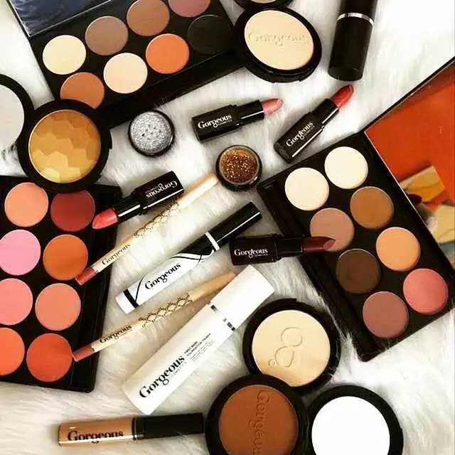 这三种护肤品越便宜越好用,各大博主都在用的化妆品