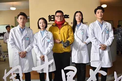 「事儿」《春风十里,不如你》北京探班《我的前半生》首发剧照《三生三世十里桃花》爆海报《最后一张签证》聚焦二战题材