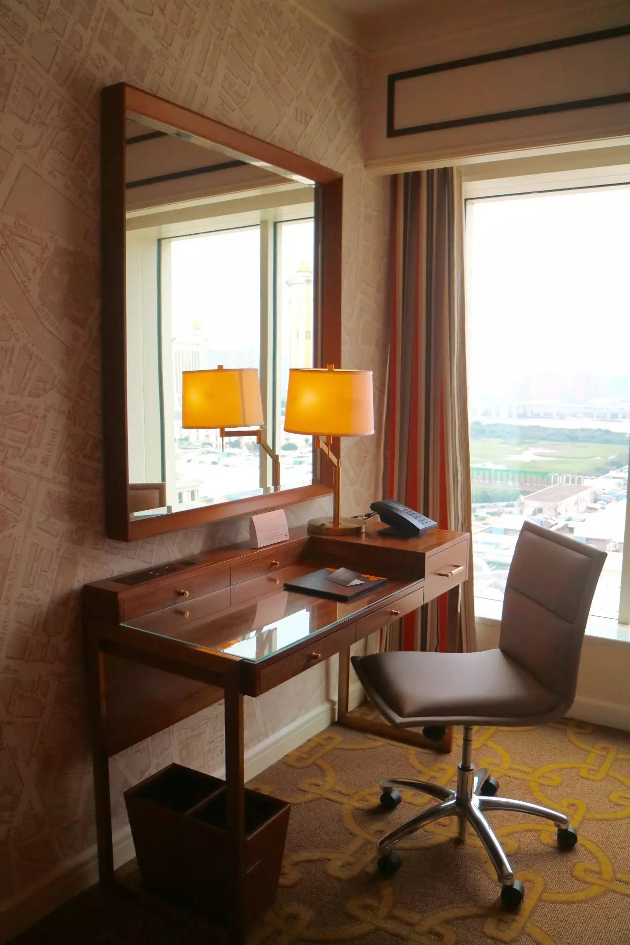 巴黎人酒店观光铁塔,除了埃菲尔铁塔还有什么