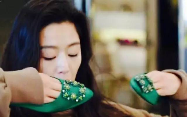 全智贤蓝色大海的传说同款鞋合集,全智贤一双不一样的鞋