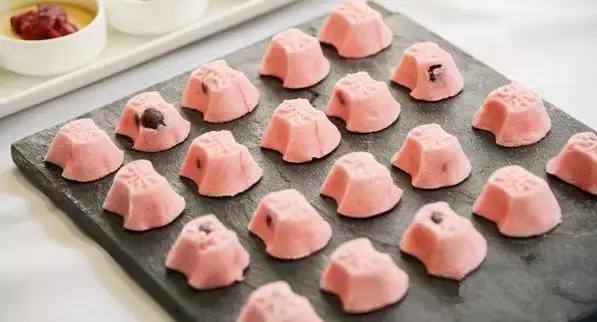 嗲到心窝里！让上海人牵肠挂肚的12家糕点店！