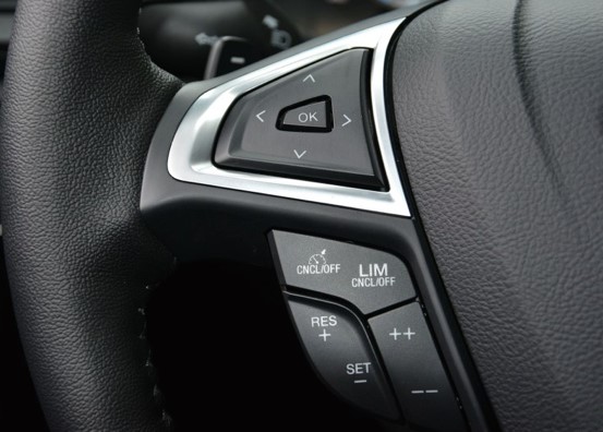 高科技感的轿车,高端科技电动轿车视频