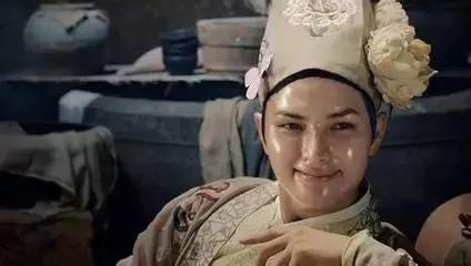 干货！年会Party用小心机碾压别人就靠这个妆！