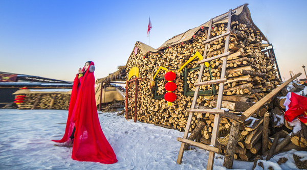 绚烂这夜的碧湖，醉了你的温暖柔情