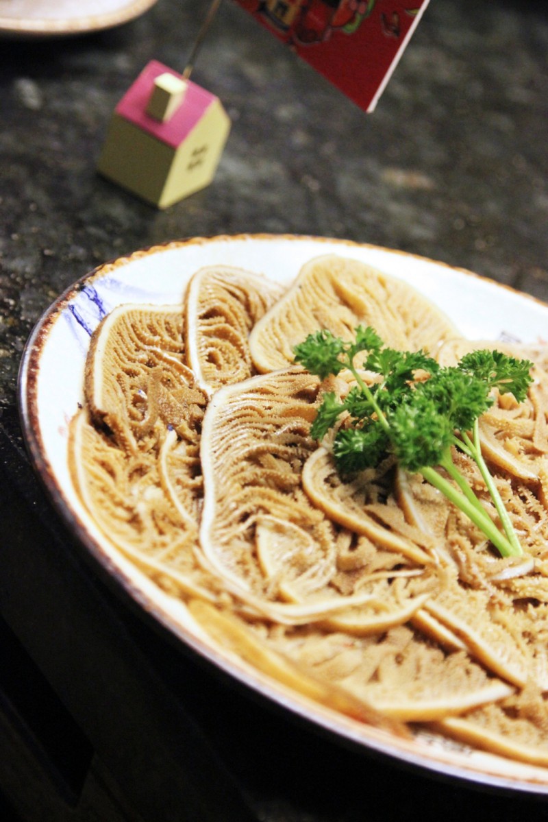 「有福利！」凤望龙门开业来，只有四人吃到最后的特辣锅，我们挑战了全素菜