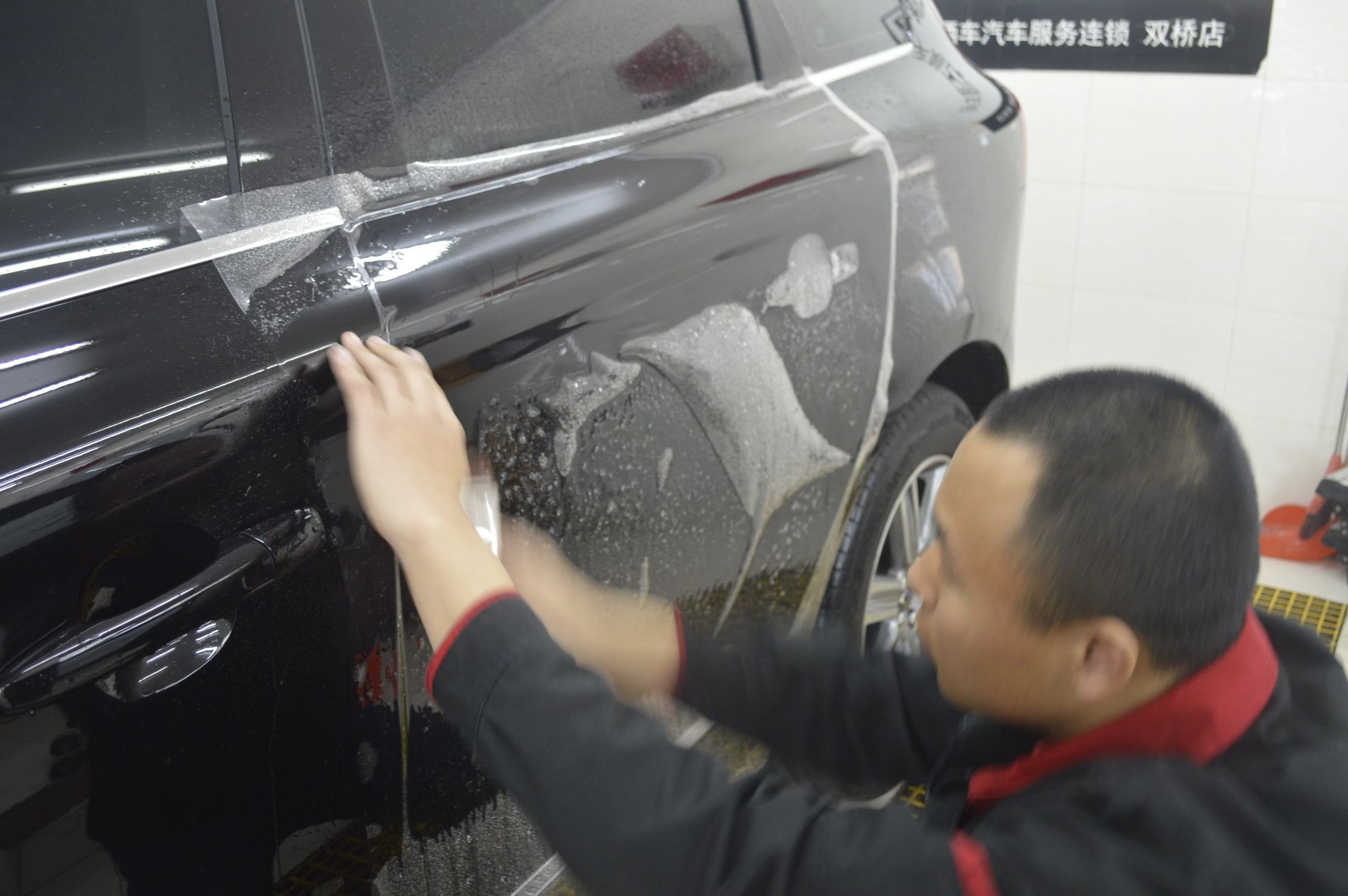 沃尔沃车衣保护原车漆,沃尔沃贴隐形车衣注意事项