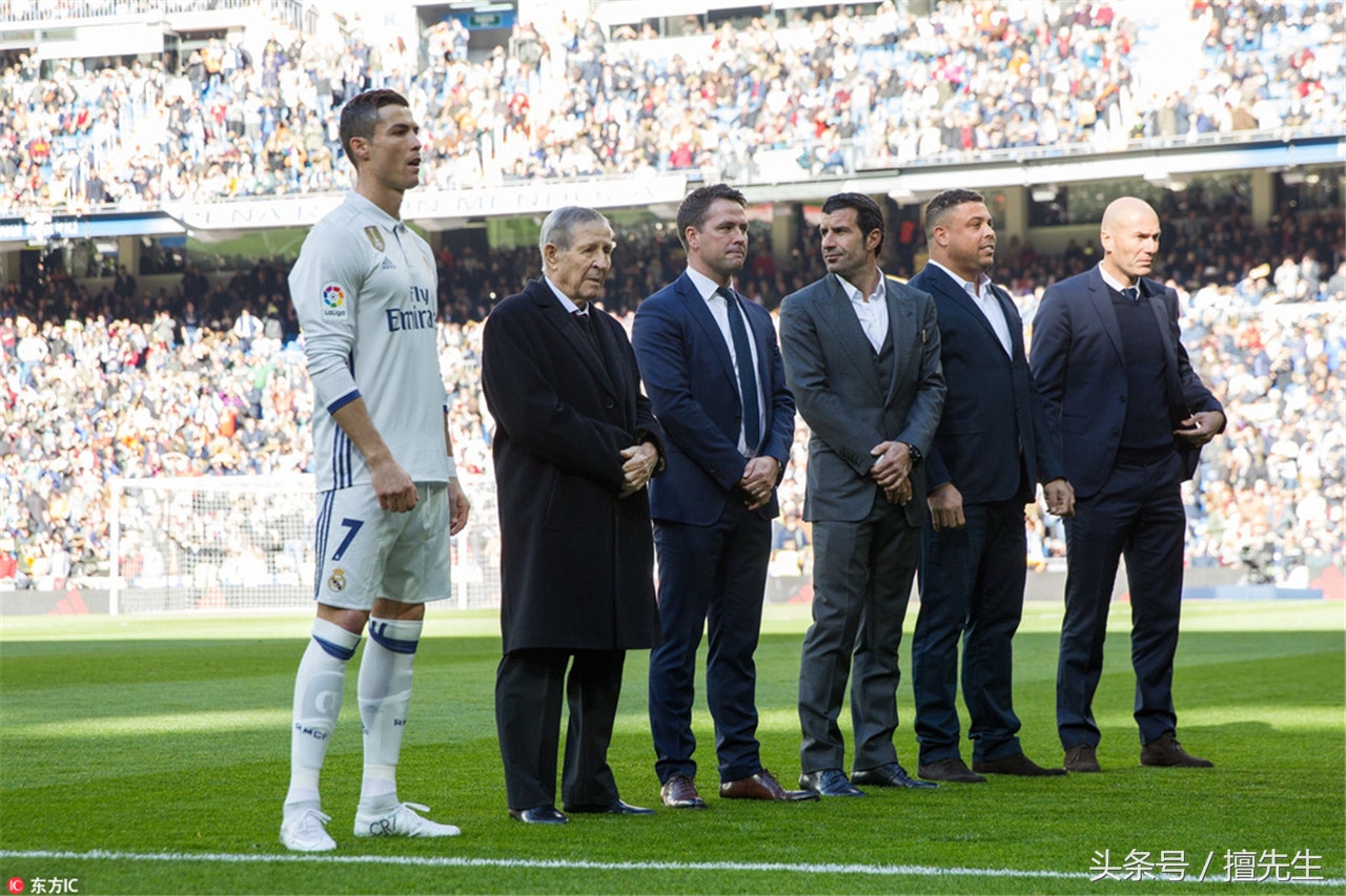 皇马给c罗圆梦金球,皇马名宿们到主场展示c罗5个金球