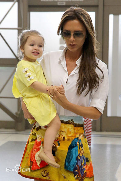 小七现状贝克汉姆,小七贝克汉姆万千宠爱