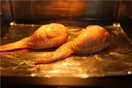 鸡翅包饭的做法详细视频,正宗台湾鸡翅包饭的制作