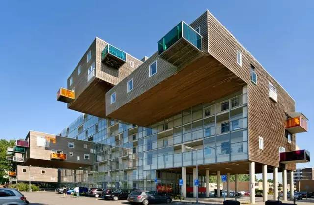 坚持不懈甲骨文,建筑与艺术的糅合