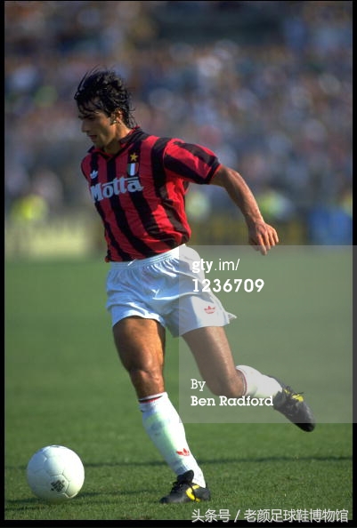 what足球,what鞋是什么牌子