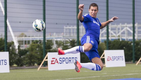 你所不知道的足球,阿扎尔和耐克