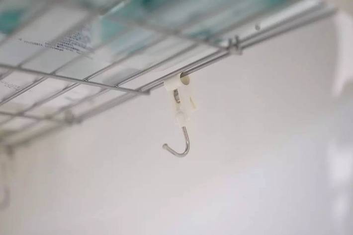 居家小妙招小挂钩,居家实用小物件粘钩