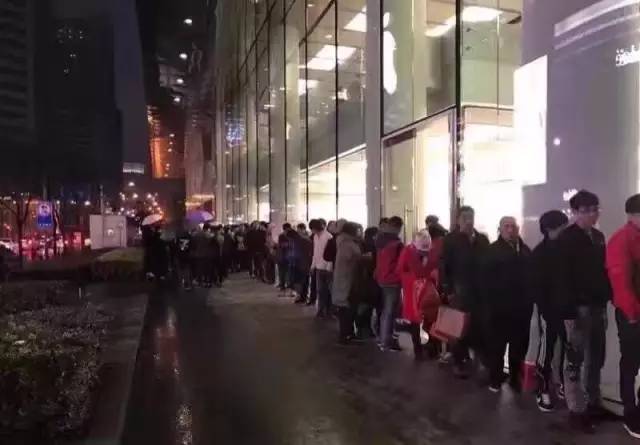 你见过凌晨一点的上海,你见过凌晨过后的上海吗