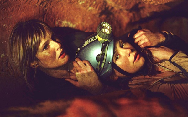 旅行都是愉快的？10部致命的“恐怖遭遇”刺激惊险！