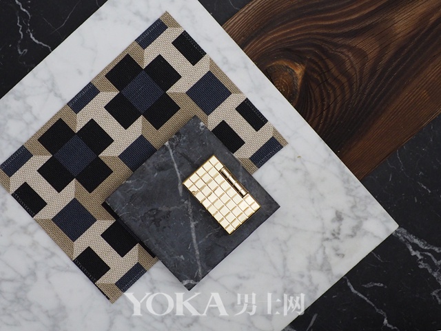 仅凭几何装饰这款打火机就赢得了印度邦主青睐