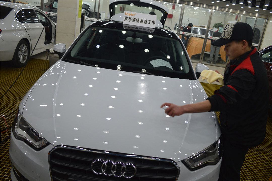 新年给爱车穿一层新衣,潇洒车镀晶体保护爱车