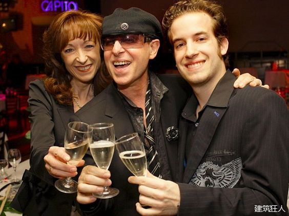 从..死了都要爱..到..StillLovingYou