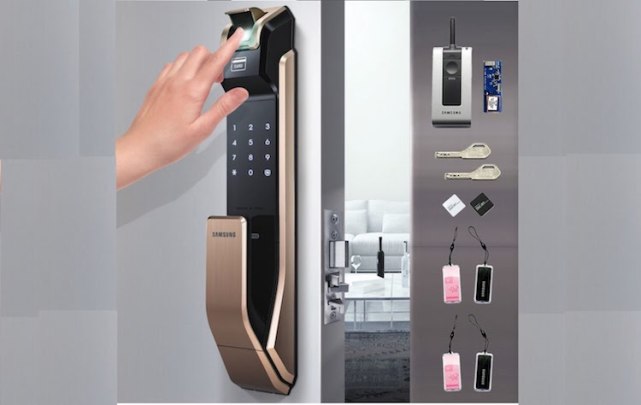 智能门锁不用密码钥匙都能开,家里老门如何选智能门锁