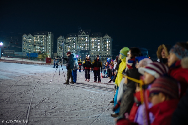 在滑雪场滑雪的过程是什么,乌鲁木齐滑雪场跨年