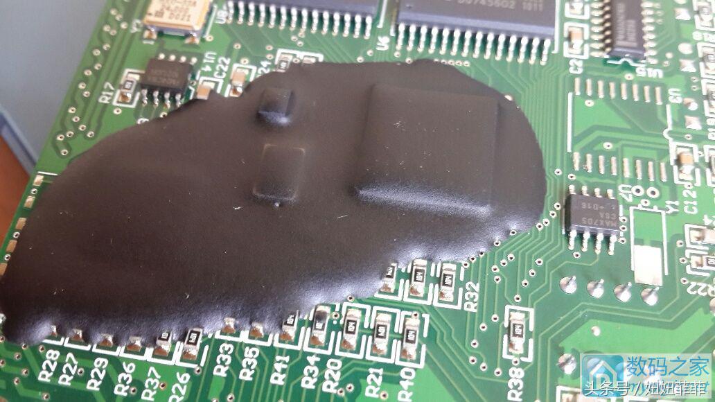 拆一只特种设备,神思身份证阅读器,终于见到防拆开关了