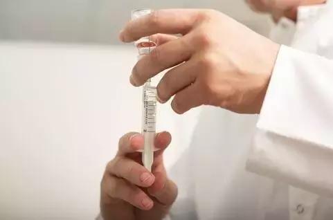 干扰素治疗常见的不良反应有哪些,干扰素抗病毒治疗