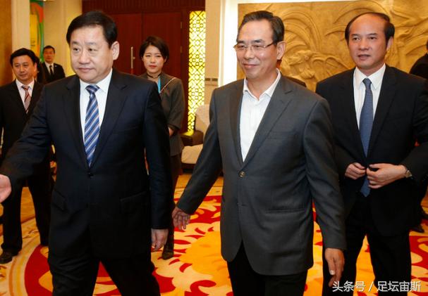 蔡振华为何看国足大笑？世界杯扩军给他送礼足协主席宝座不会丢