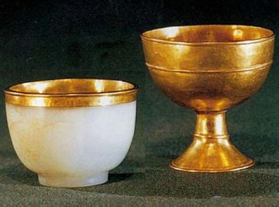 隋唐黄釉酒器价格,隋唐时期的酒器