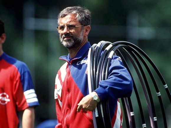 盖德穆勒世界杯金靴进了几球,盖德穆勒奖和欧洲金靴