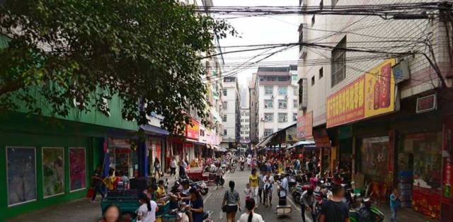 南宁最推荐什么美食街道,南宁最适合逛吃的地方