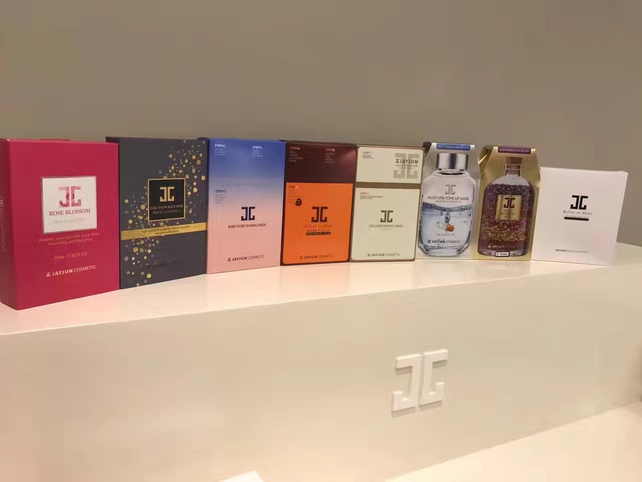 圣罗兰口红是怎么火的,圣罗兰口红网红卖货