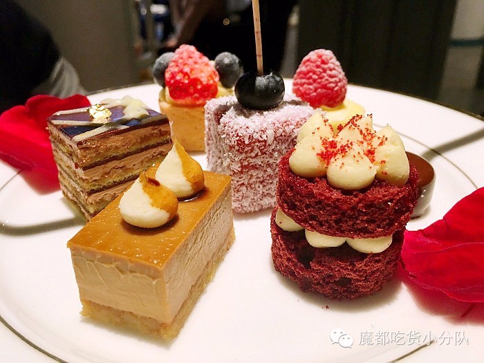 上海十大必吃美食街区排名,上海美食最多的商场推荐