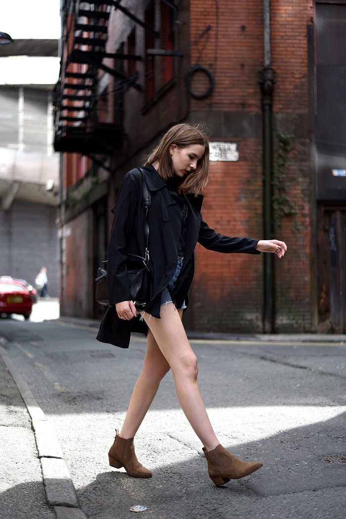 时髦办｜像大表姐一样穿好平底鞋，时髦起来谁都拦不住