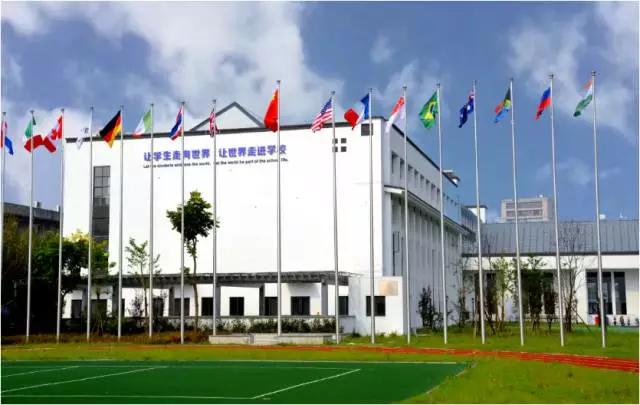 杭州学高尔夫一般学费多少,杭州高尔夫培训学校